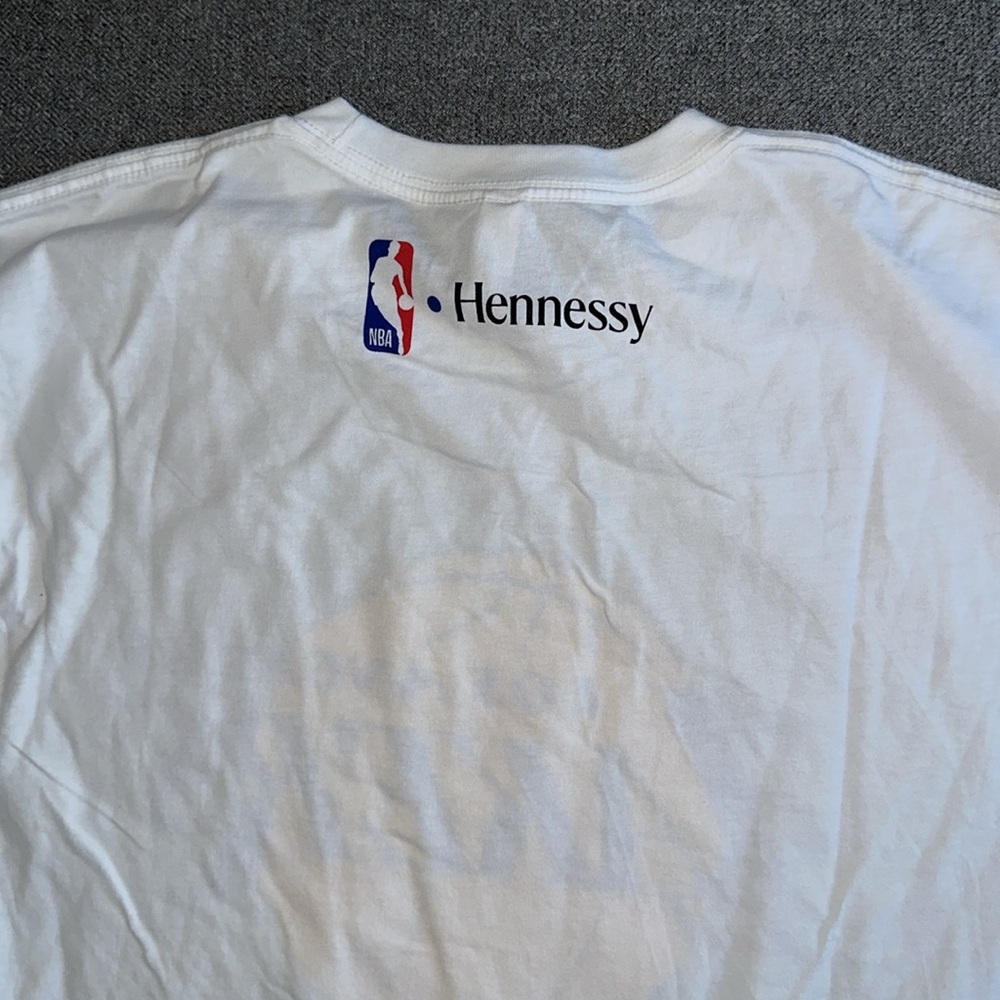 Lakers white cotton T shirt size XL - Picture 3 of 3